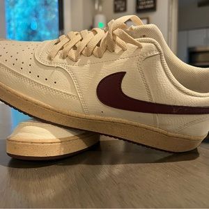 Men’s Nike size 9.5, wore twice!